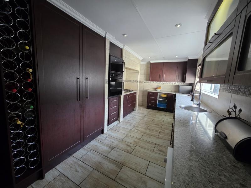 3 Bedroom Property for Sale in Magalieskruin Gauteng