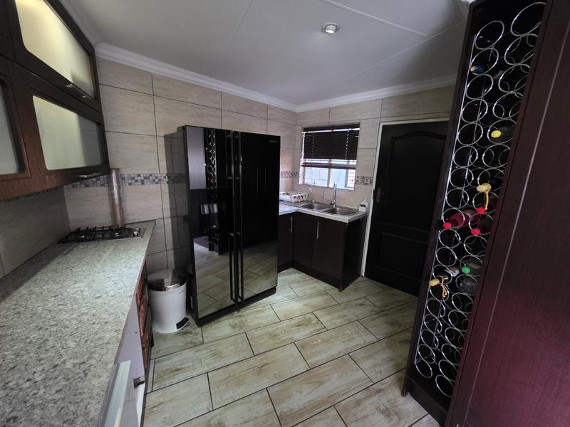 3 Bedroom Property for Sale in Magalieskruin Gauteng