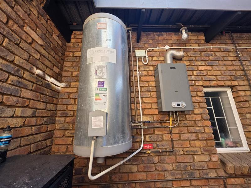3 Bedroom Property for Sale in Magalieskruin Gauteng