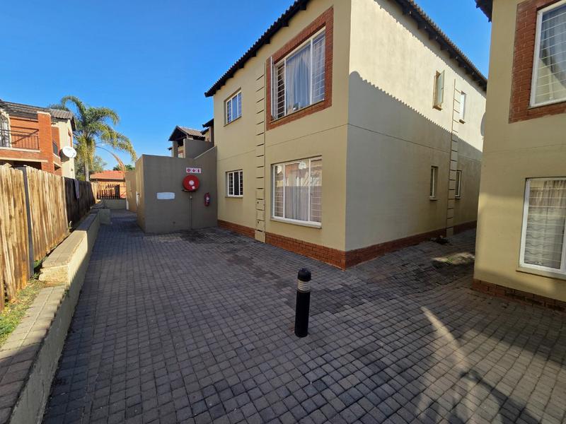 2 Bedroom Property for Sale in Twee Riviere Lifestyle Estate Gauteng