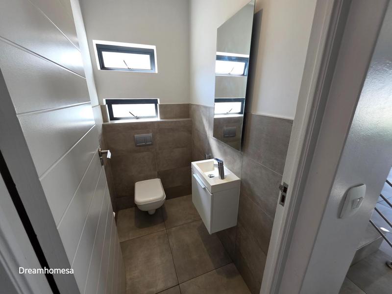 To Let 3 Bedroom Property for Rent in Morningside Gauteng