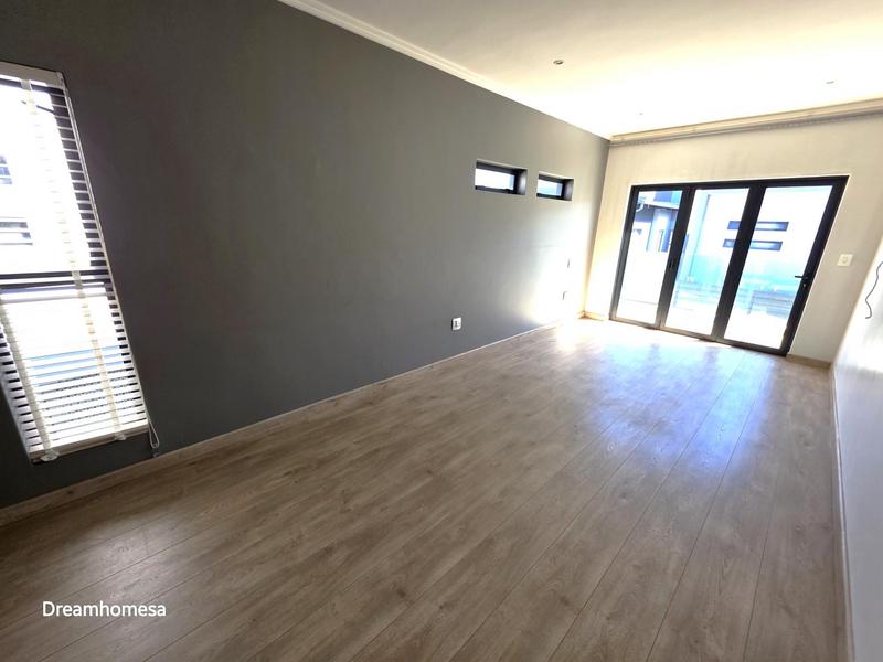 To Let 3 Bedroom Property for Rent in Morningside Gauteng