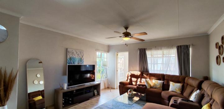 2 Bedroom Property for Sale in Freeway Park Gauteng