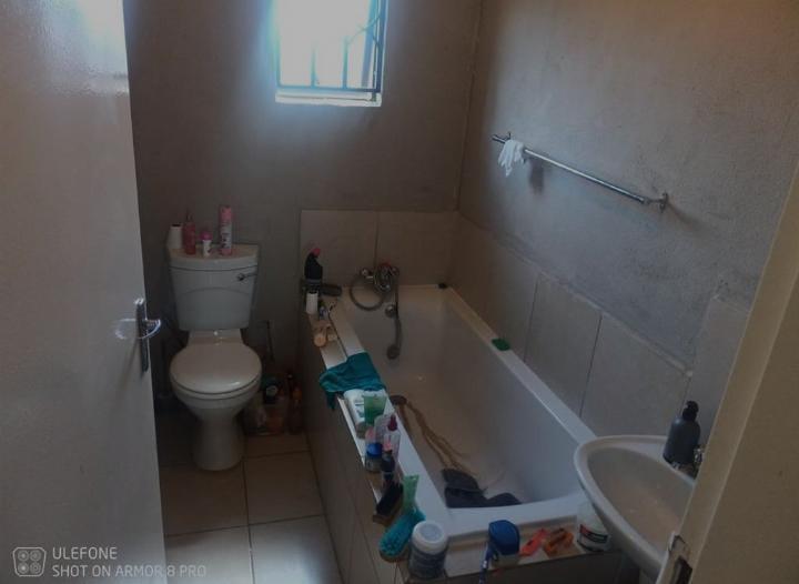 3 Bedroom Property for Sale in Windmill Park Gauteng
