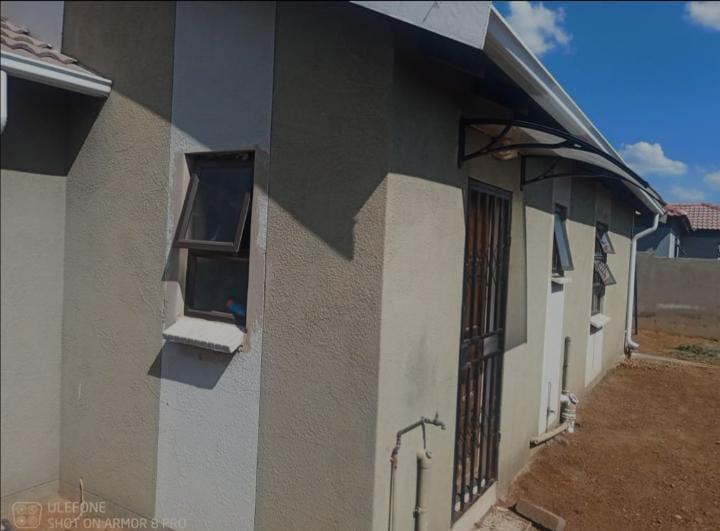 3 Bedroom Property for Sale in Windmill Park Gauteng
