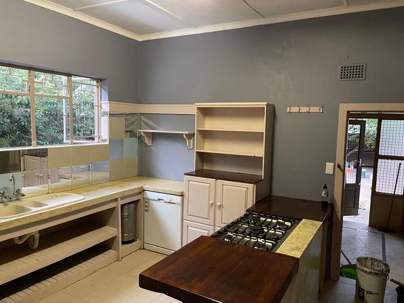 6 Bedroom Property for Sale in Bezuidenhout Valley Gauteng