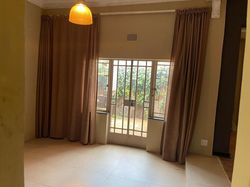 6 Bedroom Property for Sale in Bezuidenhout Valley Gauteng