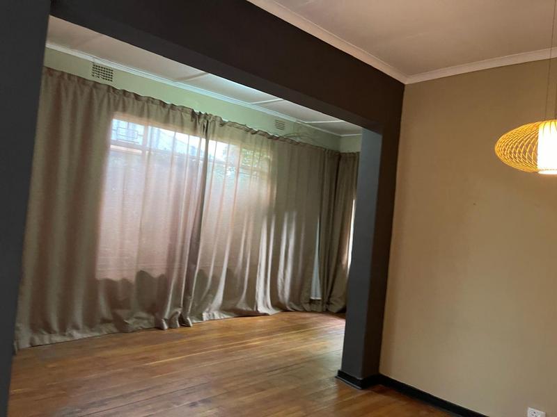 6 Bedroom Property for Sale in Bezuidenhout Valley Gauteng