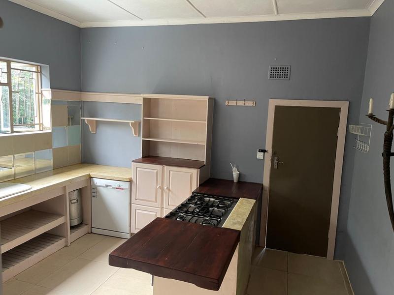 6 Bedroom Property for Sale in Bezuidenhout Valley Gauteng