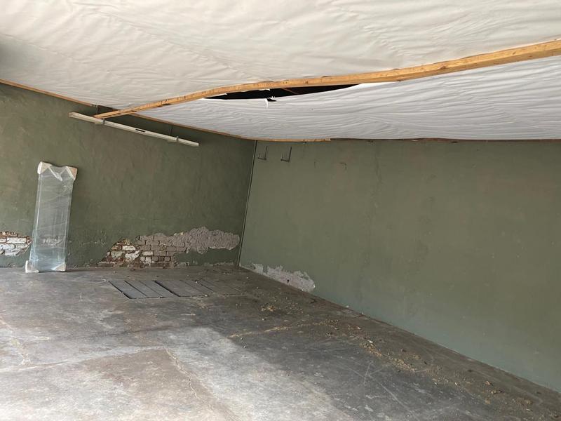 6 Bedroom Property for Sale in Bezuidenhout Valley Gauteng