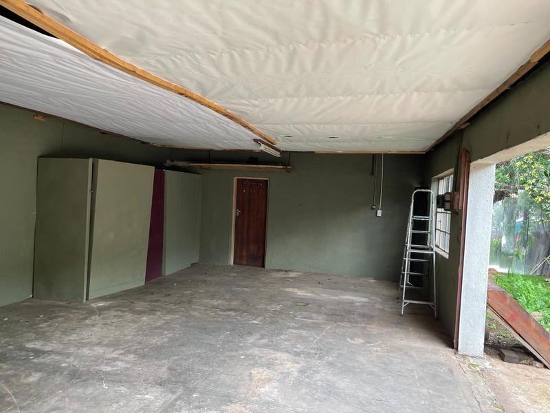 6 Bedroom Property for Sale in Bezuidenhout Valley Gauteng