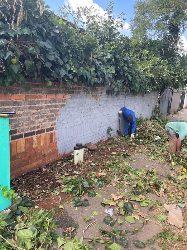 6 Bedroom Property for Sale in Bezuidenhout Valley Gauteng