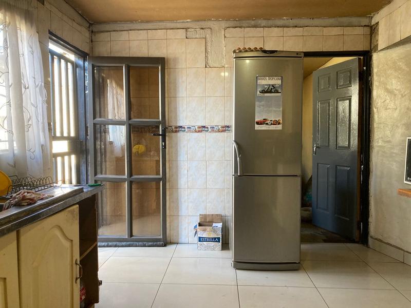 5 Bedroom Property for Sale in Daveyton Gauteng