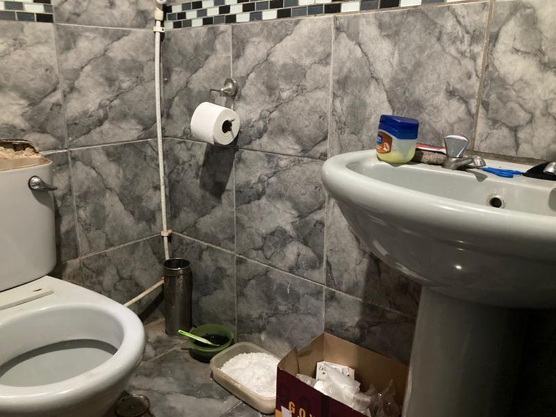 5 Bedroom Property for Sale in Daveyton Gauteng