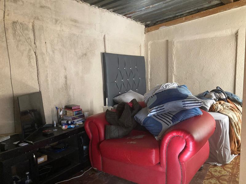 5 Bedroom Property for Sale in Daveyton Gauteng