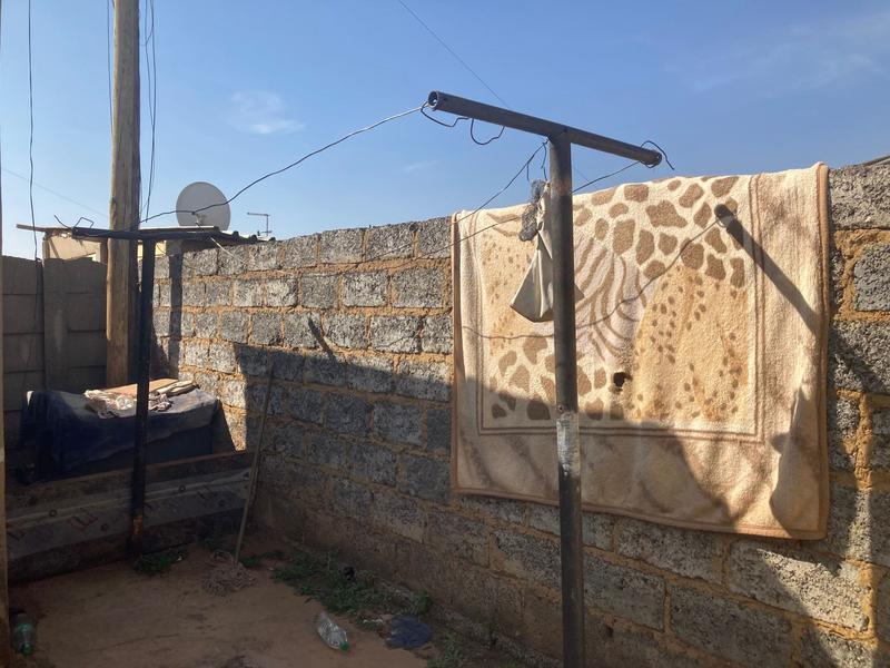 5 Bedroom Property for Sale in Daveyton Gauteng