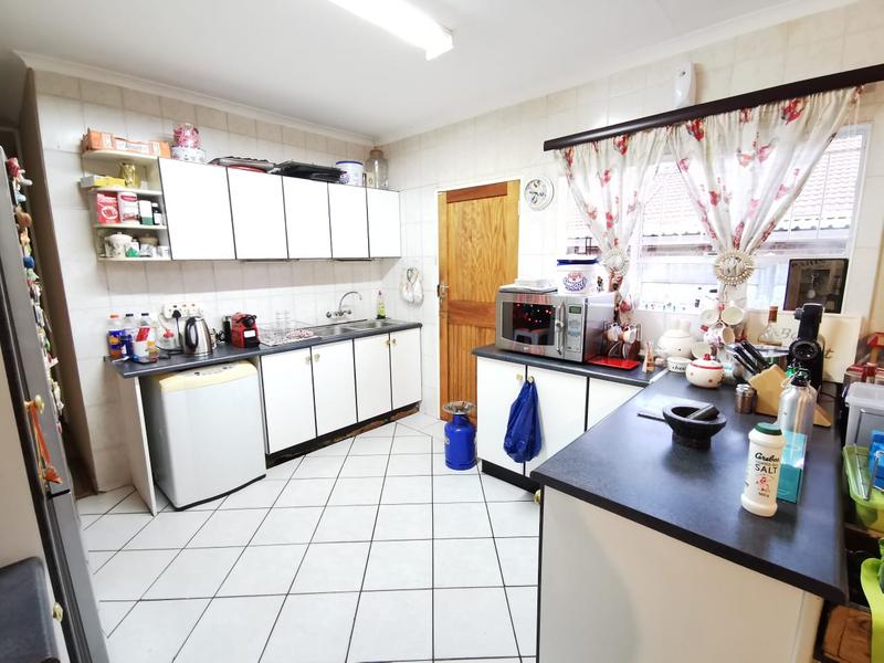 To Let 3 Bedroom Property for Rent in Golf Park Gauteng