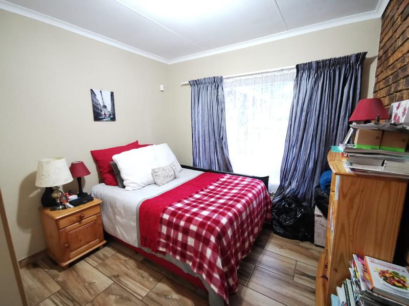 To Let 3 Bedroom Property for Rent in Golf Park Gauteng