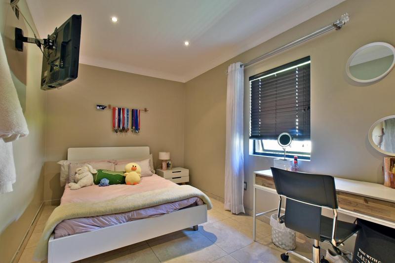 3 Bedroom Property for Sale in Bedfordview Gauteng