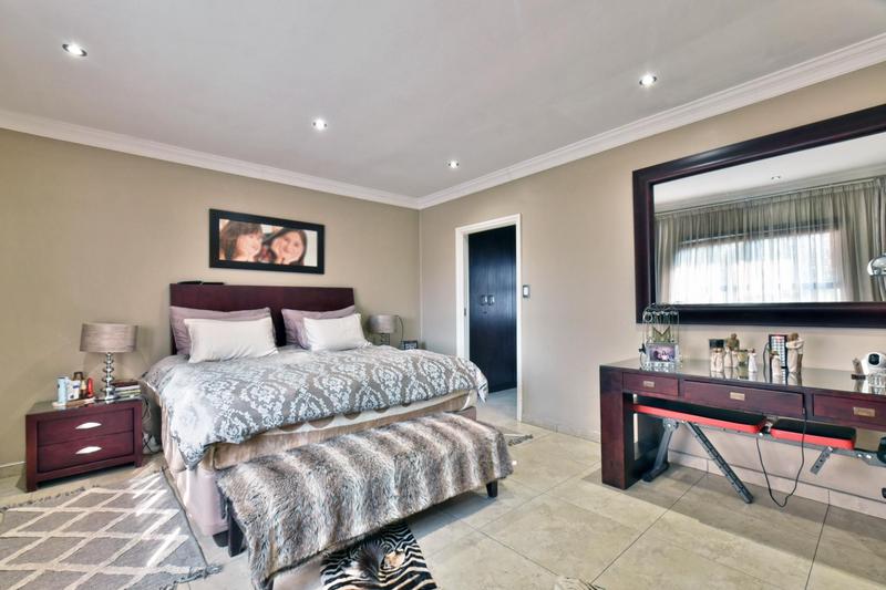 3 Bedroom Property for Sale in Bedfordview Gauteng