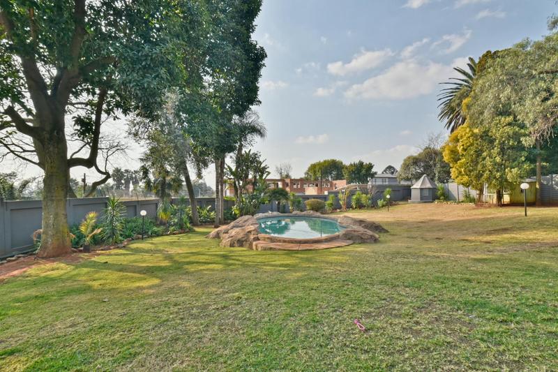 3 Bedroom Property for Sale in Bedfordview Gauteng