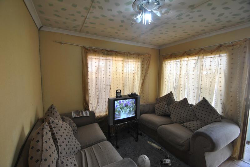2 Bedroom Property for Sale in Dawn Park Gauteng