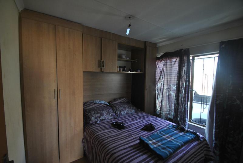 2 Bedroom Property for Sale in Dawn Park Gauteng