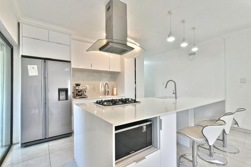 3 Bedroom Property for Sale in Cyrildene Gauteng
