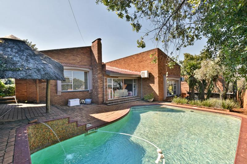 Commercial Property for Sale in Glenvista Gauteng