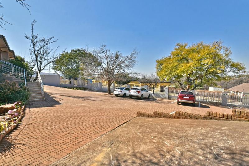 Commercial Property for Sale in Glenvista Gauteng