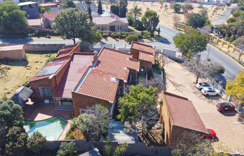 Commercial Property for Sale in Glenvista Gauteng