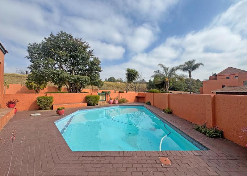 1 Bedroom Property for Sale in Randpark Ridge Gauteng