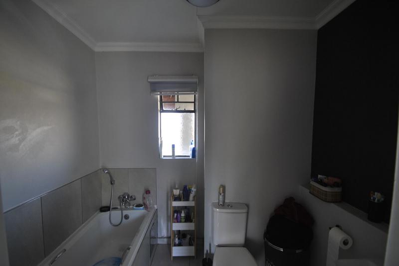 2 Bedroom Property for Sale in Fleurhof Gauteng