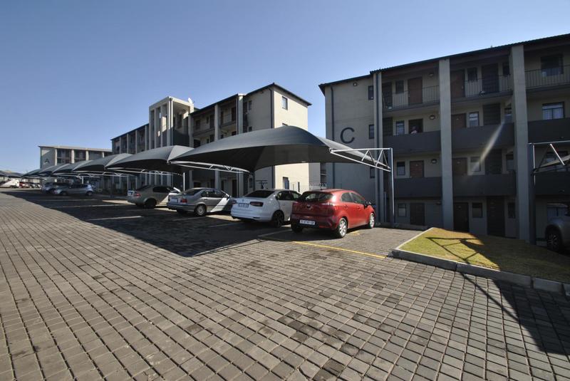 2 Bedroom Property for Sale in Fleurhof Gauteng