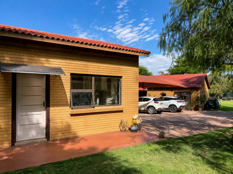 1 Bedroom Property for Sale in Randjesfontein A H Gauteng