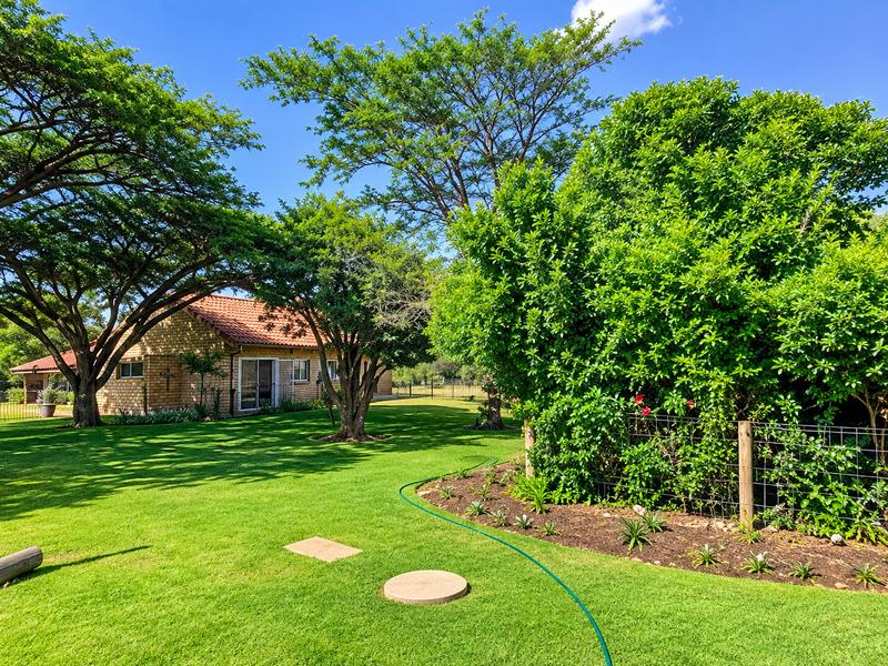 1 Bedroom Property for Sale in Randjesfontein A H Gauteng