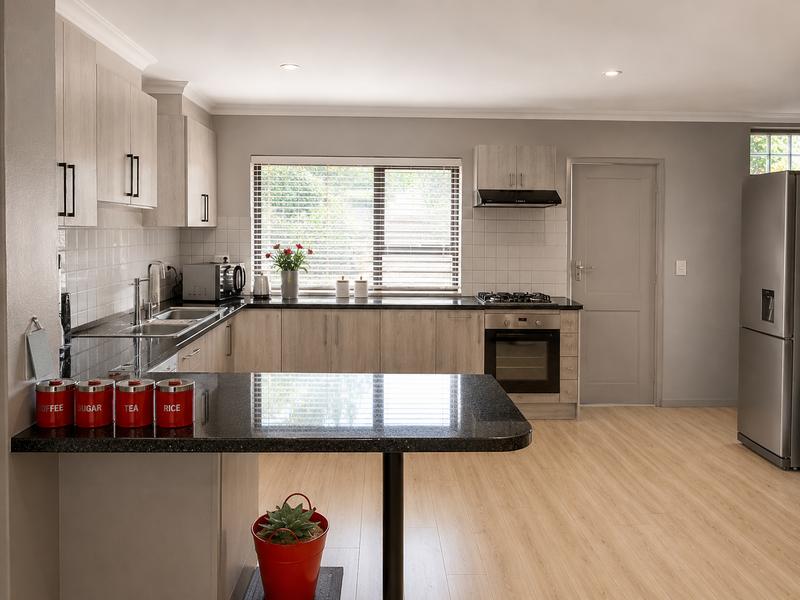 1 Bedroom Property for Sale in Randjesfontein A H Gauteng