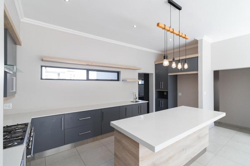 4 Bedroom Property for Sale in Midstream Estate Gauteng