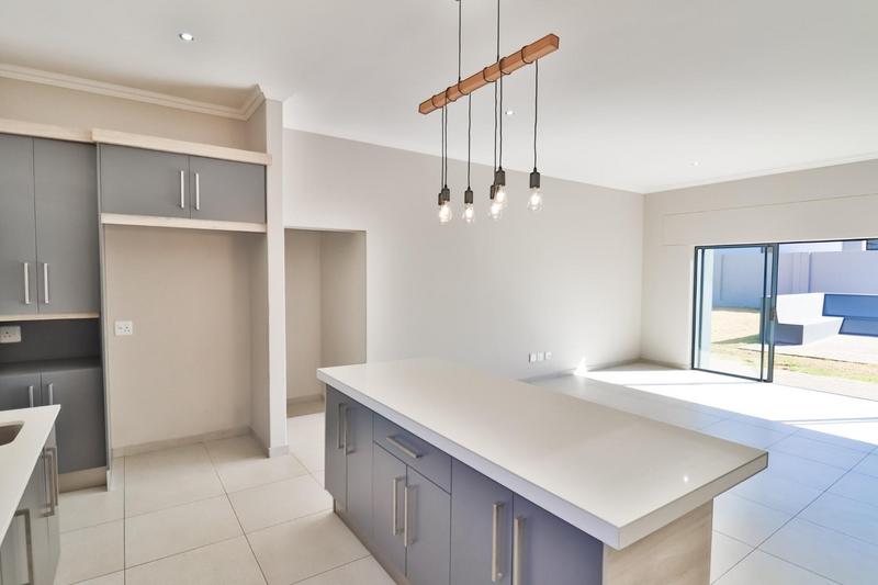 4 Bedroom Property for Sale in Midstream Estate Gauteng