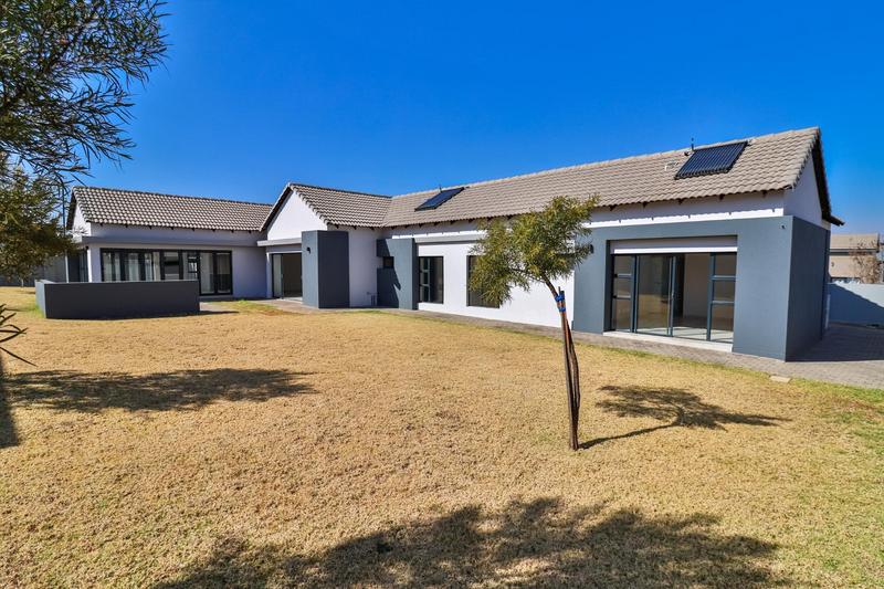 4 Bedroom Property for Sale in Midstream Estate Gauteng