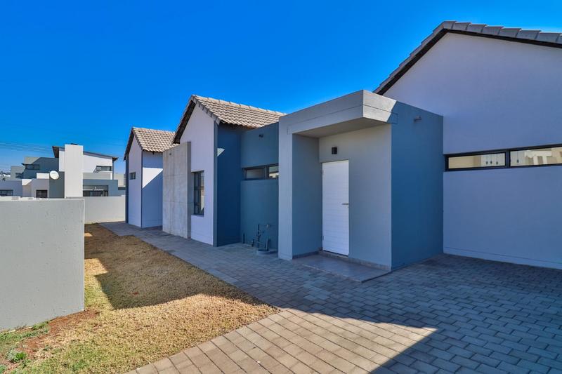 4 Bedroom Property for Sale in Midstream Estate Gauteng