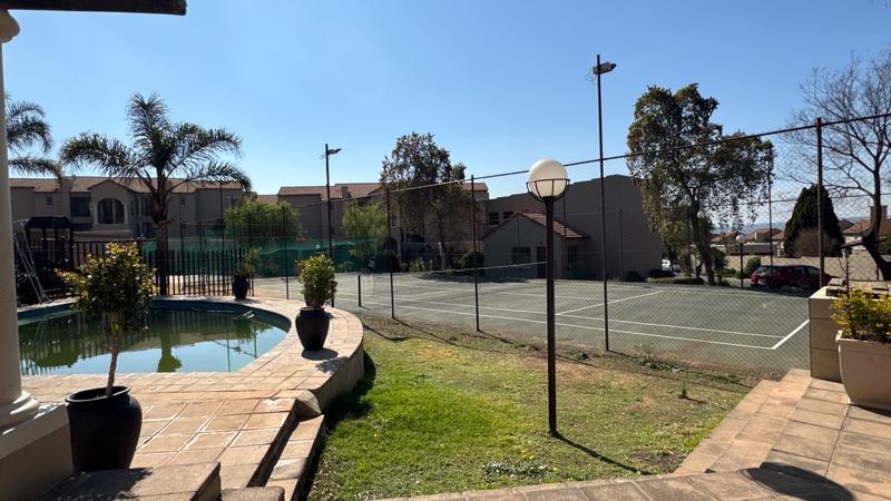 To Let 2 Bedroom Property for Rent in North Riding Gauteng