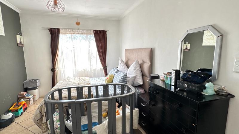 To Let 2 Bedroom Property for Rent in North Riding Gauteng