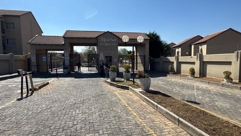 To Let 2 Bedroom Property for Rent in North Riding Gauteng