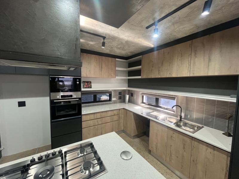 To Let 3 Bedroom Property for Rent in Waterkloof Ridge Gauteng