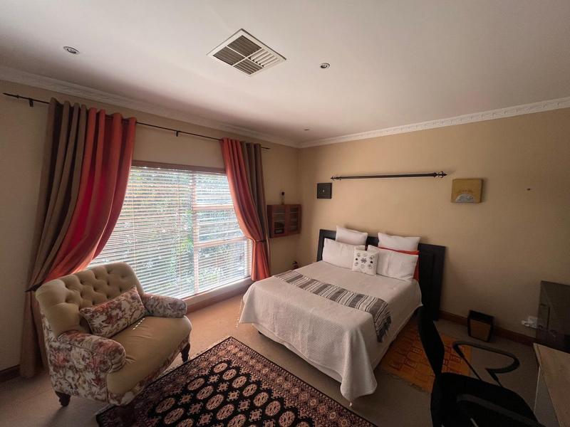 To Let 4 Bedroom Property for Rent in Waterkloof Ridge Gauteng