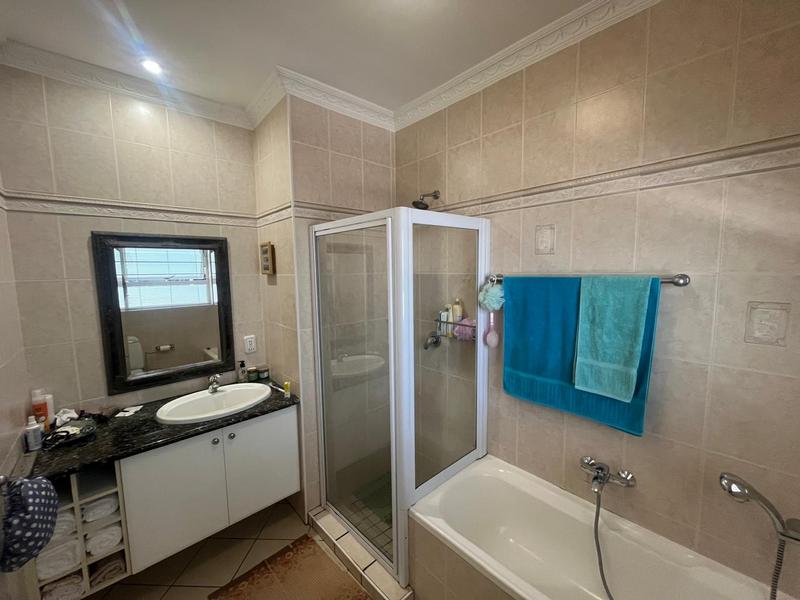 To Let 4 Bedroom Property for Rent in Waterkloof Ridge Gauteng