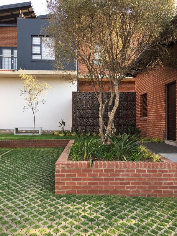 2 Bedroom Property for Sale in Menlo Park Gauteng