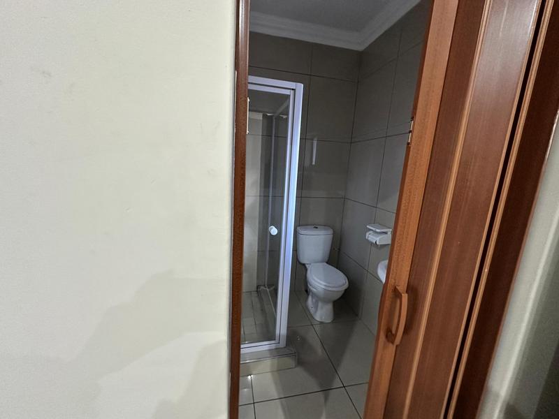 To Let 2 Bedroom Property for Rent in Laudium Gauteng