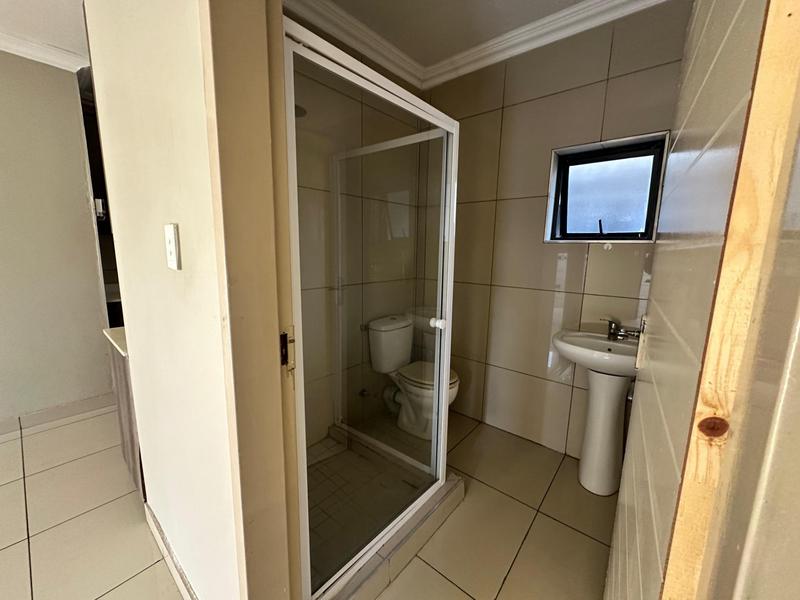 To Let 2 Bedroom Property for Rent in Laudium Gauteng